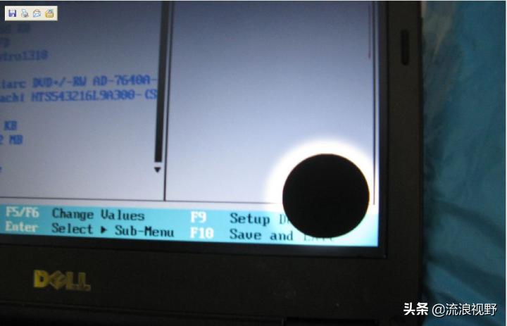 显示器突然出现一条线闪屏,显示器黑条闪屏怎么办