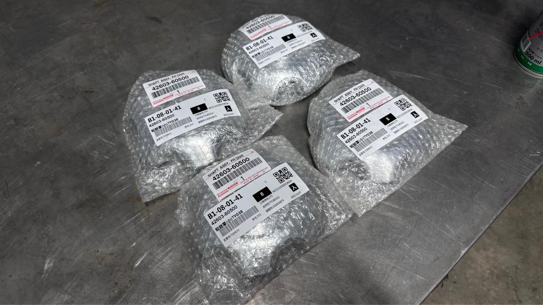 03年丰田霸道全车翻新多少钱,2004款丰田霸道拆车视频