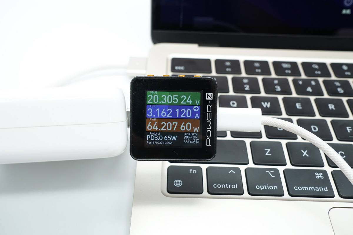 喧宾夺主的Air，续航会更优？苹果MacBookAirM2开箱评测