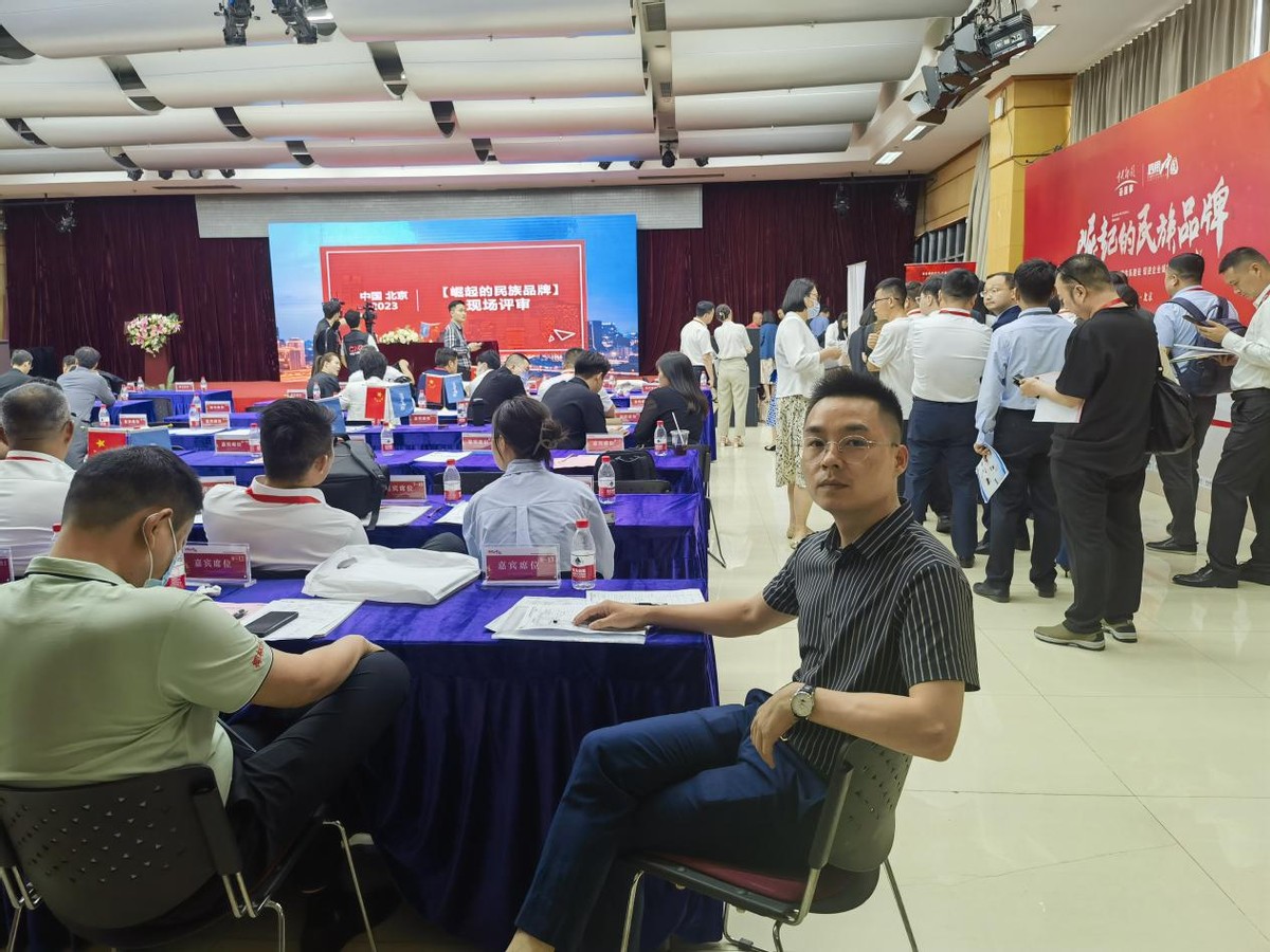 CCTV《品质中国》节目对话TD启航期货数据终端总经理江帆