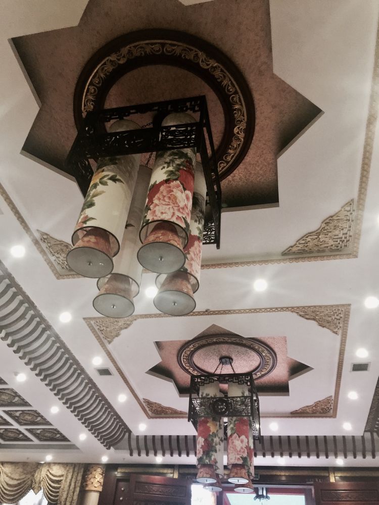 走近土家第一城一一恩施