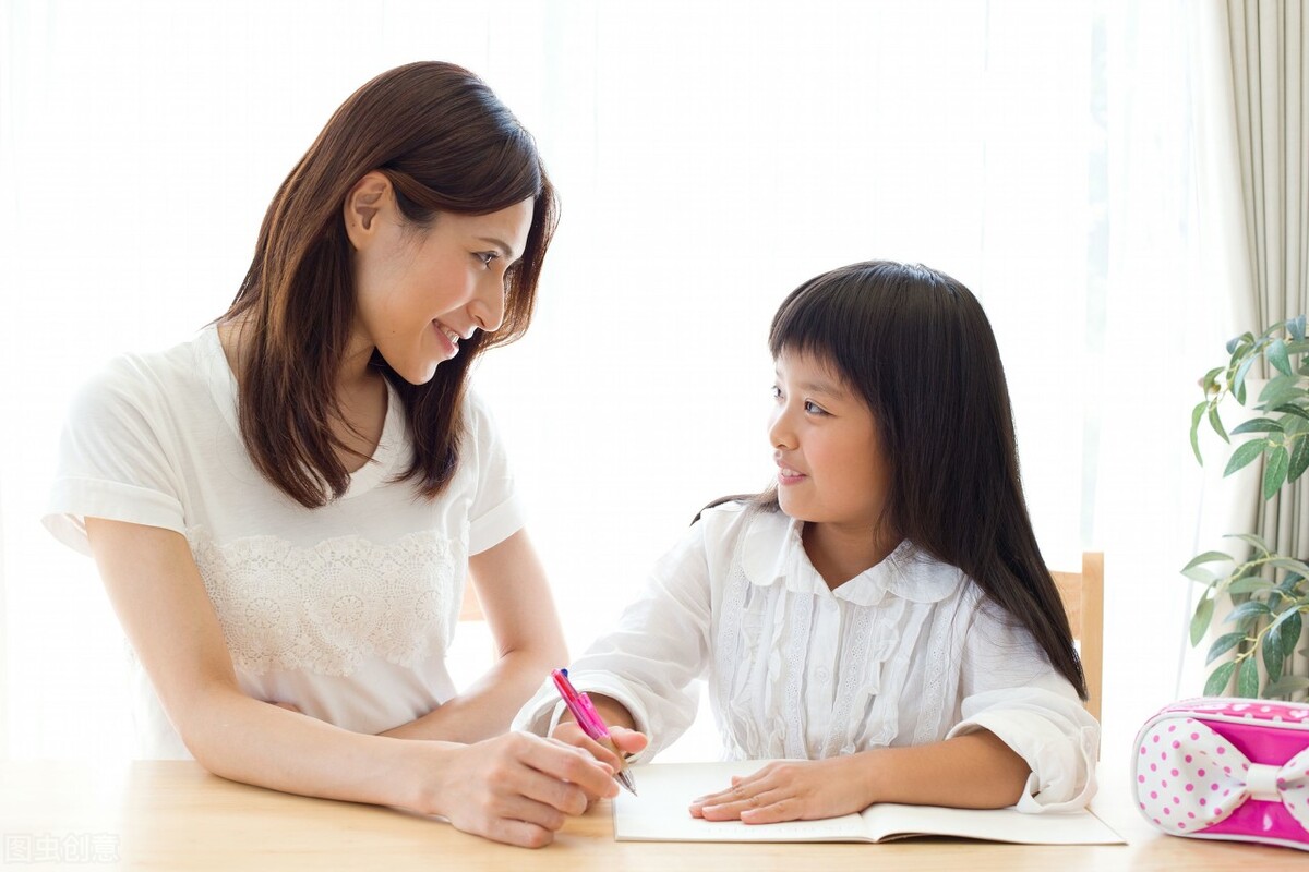 初中孩子天天作业写到12点怎么办,孩子有作业如何做到8点半睡觉