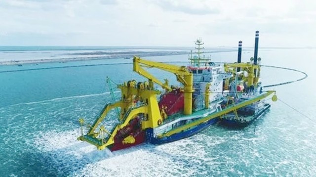 我国在南海部署了几艘航母,南海天鲸号航空母舰