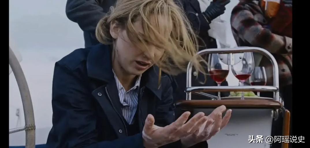 奋斗的乔伊励志片段,乔伊的奋斗讲述了什么