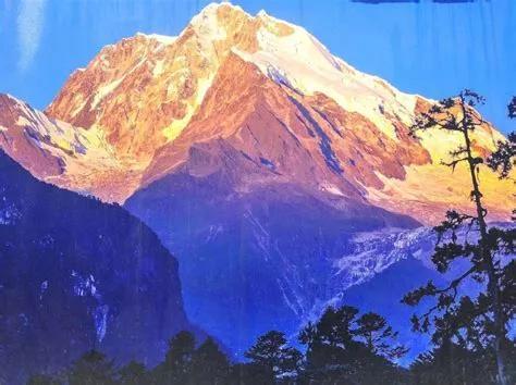 夏季四川旅游必去十大景点推荐,秋季四川旅游必去十大景点