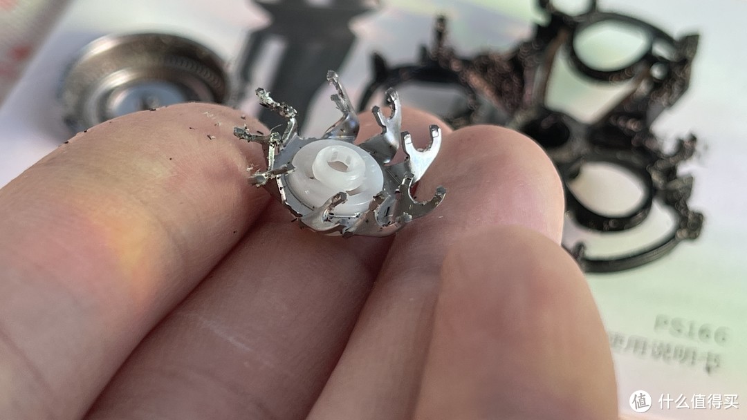 三合一刀头剃须刀,多刀头充电式剃须刀图案及价格表