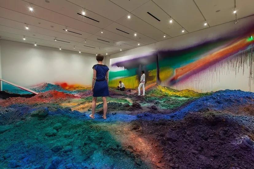 “垃圾创作”狂卖500万，网友忍不住群嘲：污染环境，这也叫艺术