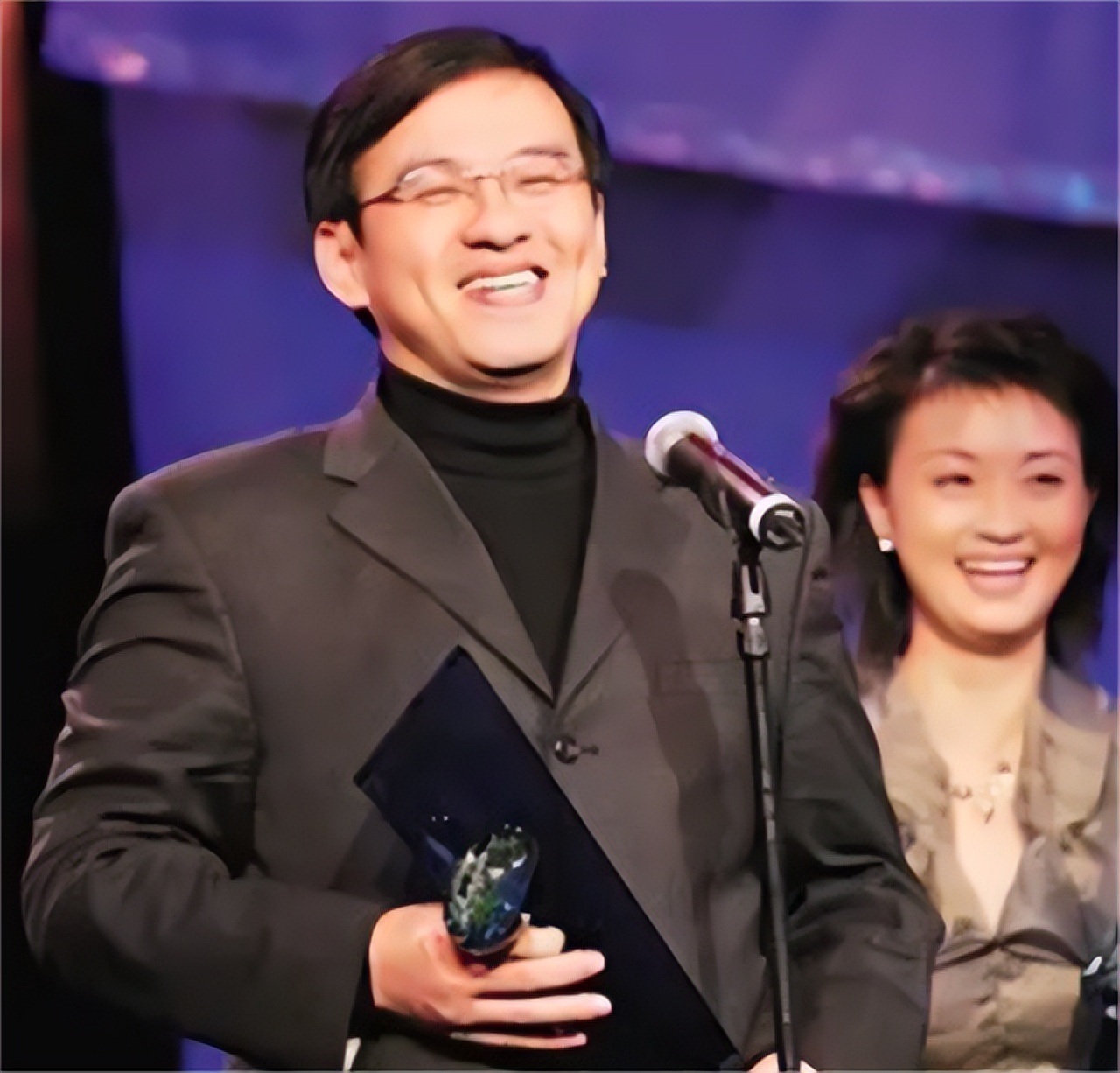 央视电视台主持人嫁给美籍华人,央视主持人嫁给富二代