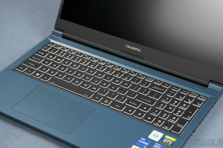 七彩虹将星x15at4050开箱,七彩虹将星x15at高配游戏测评