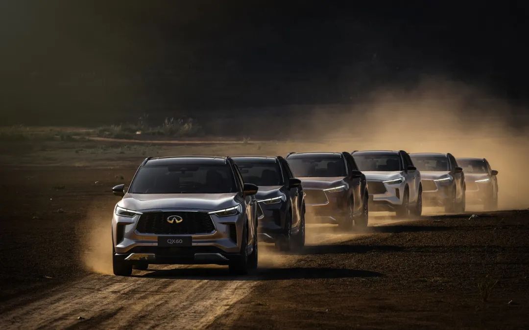 进口英菲尼迪qx602.5t试驾,试驾英菲尼迪qx6017款