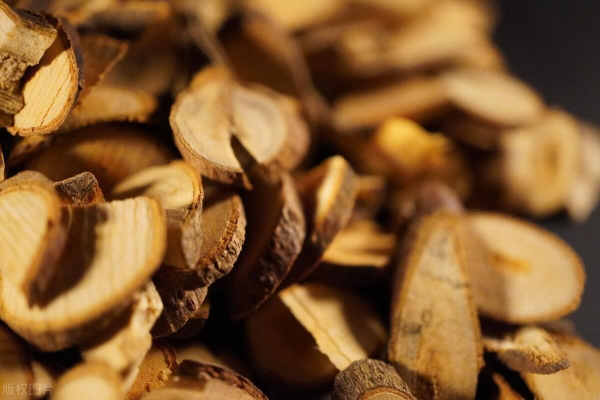 农村的野草治结节的有哪些,哪种野菜对囊肿有奇效