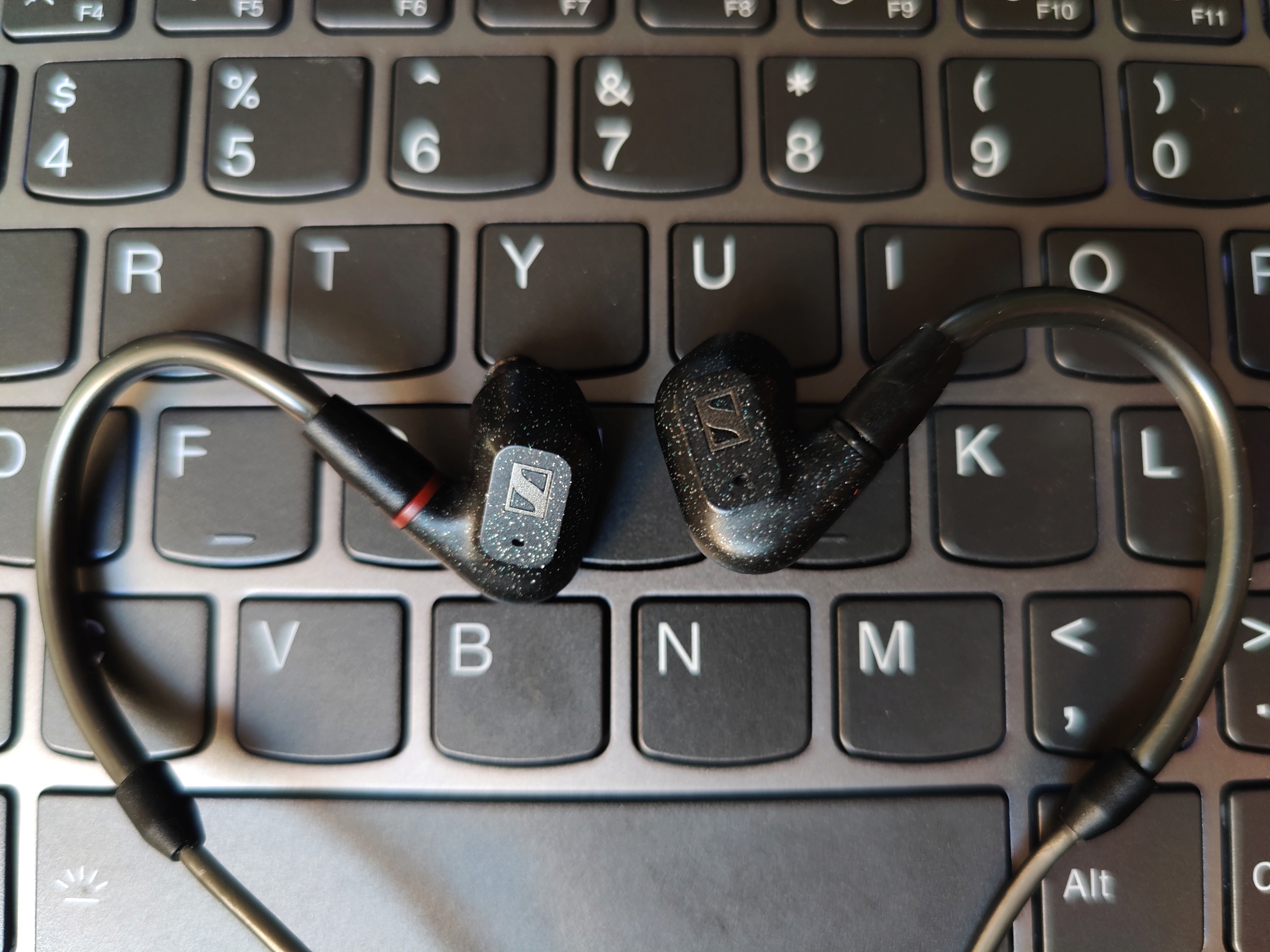 森海塞尔ie300和ie600音质,森海塞尔ie300和200