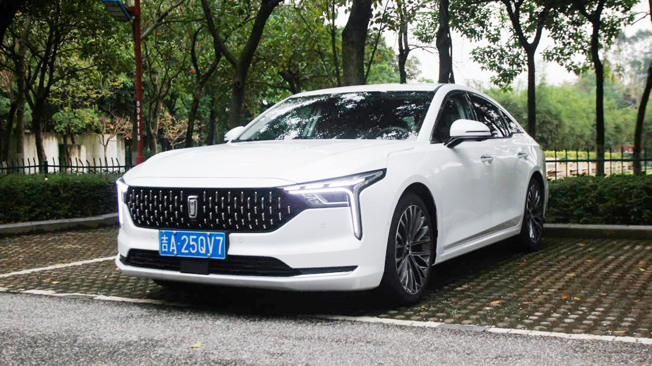 14奔腾b70试驾完整视频,2014奔腾b70运动豪华版