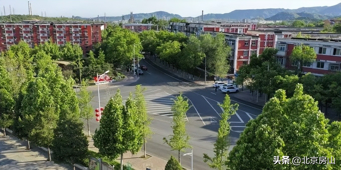 这是低一分贝的燕山