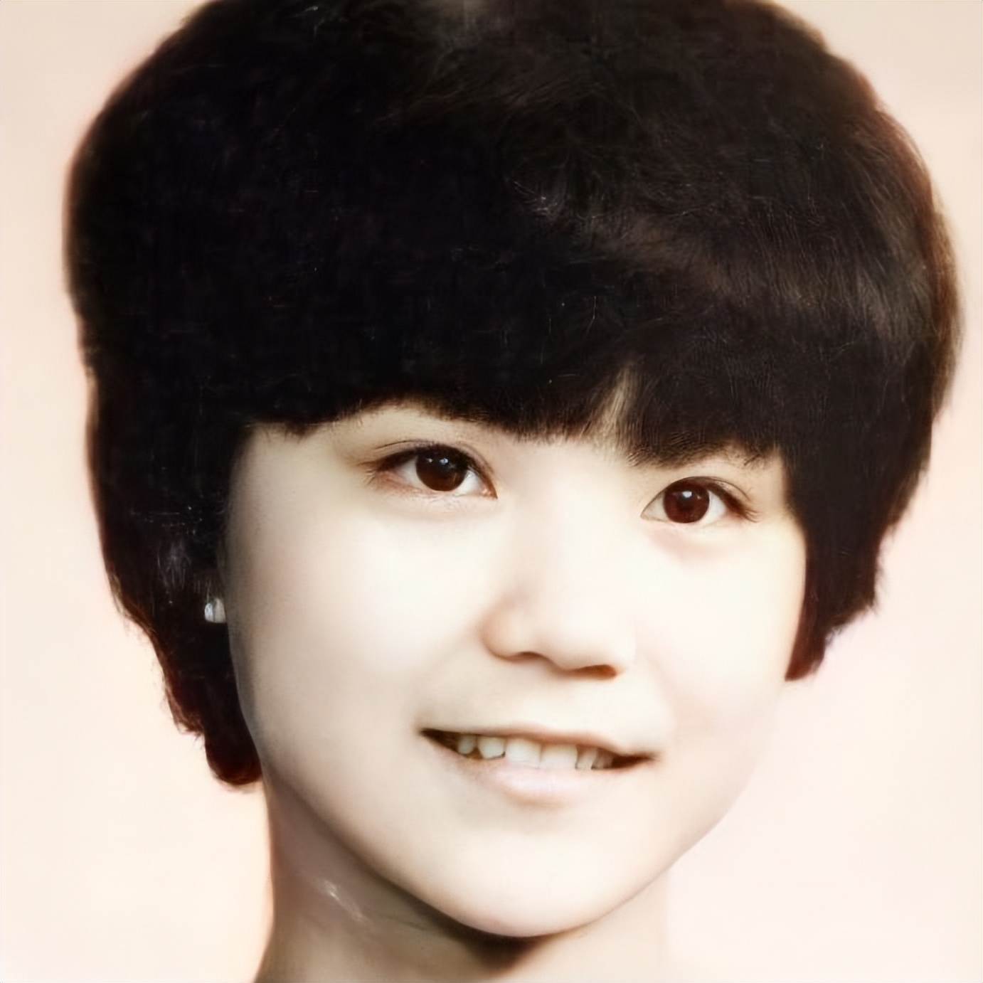 王菲谢霆锋最新状态,为什么说王菲对谢霆锋念念不忘