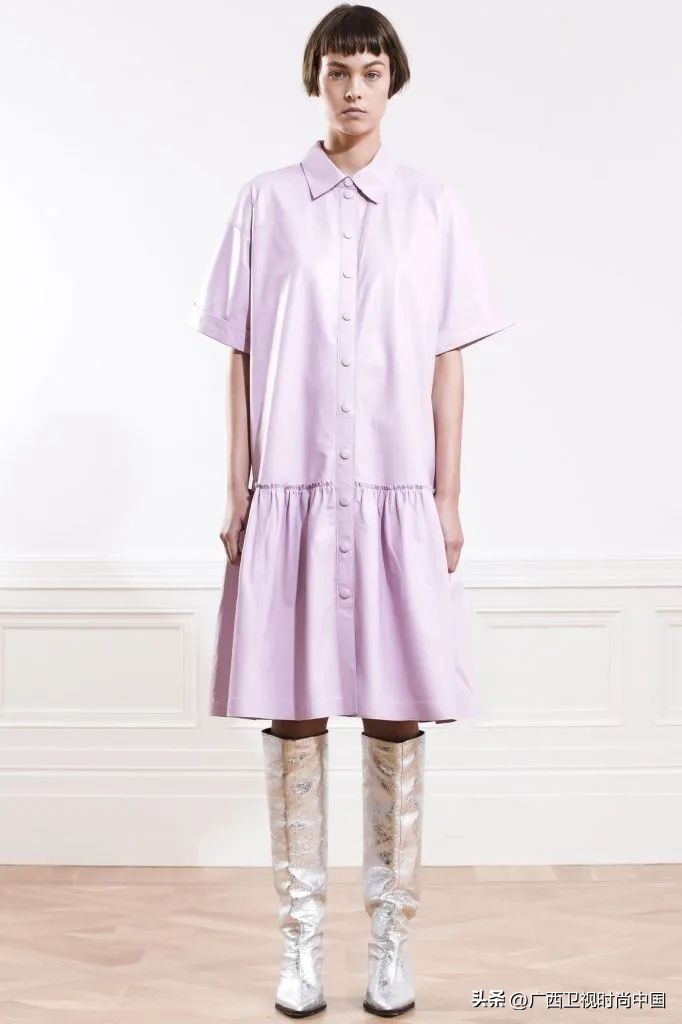 今年秋冬皮衣看起来更温柔了,新款皮衣穿出气质穿出高级感