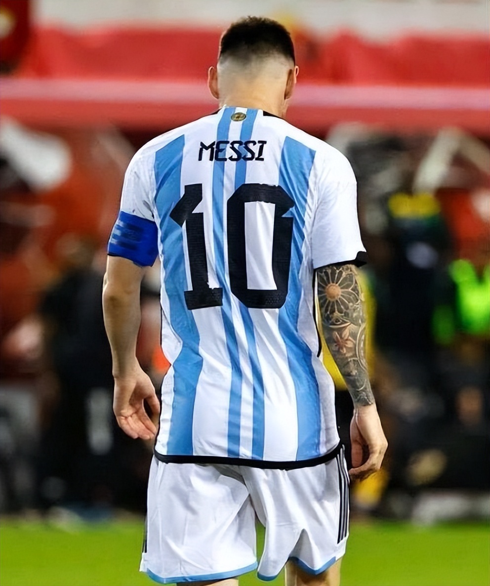 梅西患有侏儒症吗,梅西1米70身高为什么还是侏儒症呢