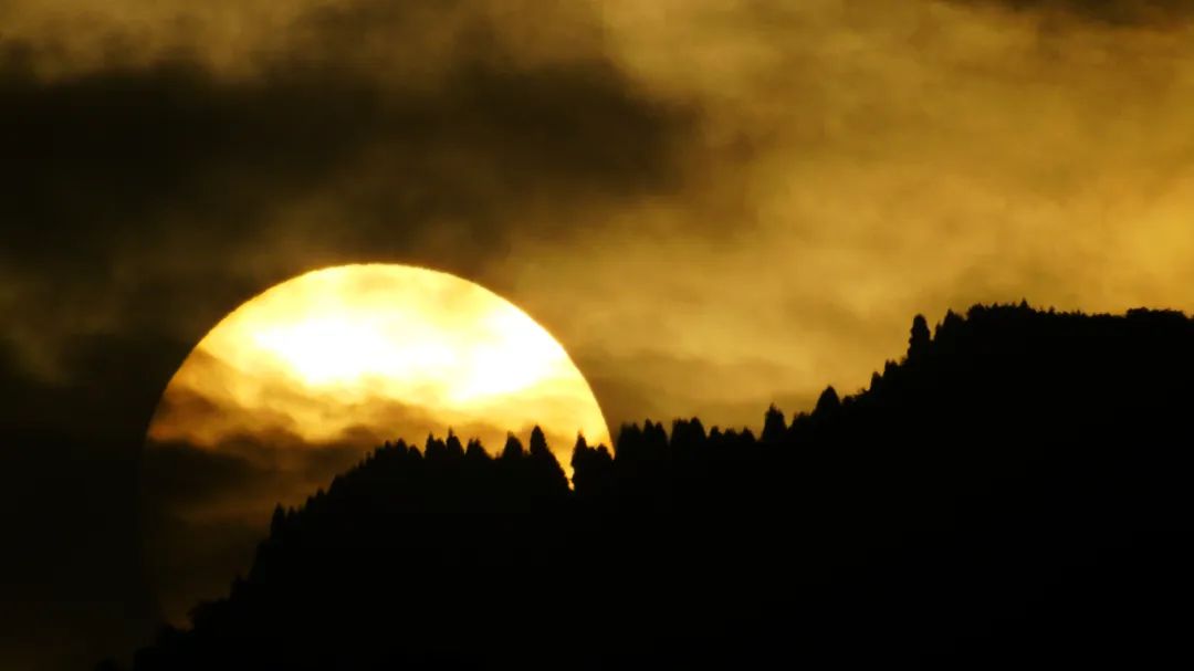 沙湾二峨山怎么玩,沙湾二峨山最新视频