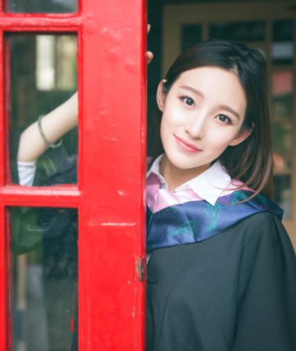 今年春晚主持人马凡舒个人简历,春晚主持人马凡舒收入