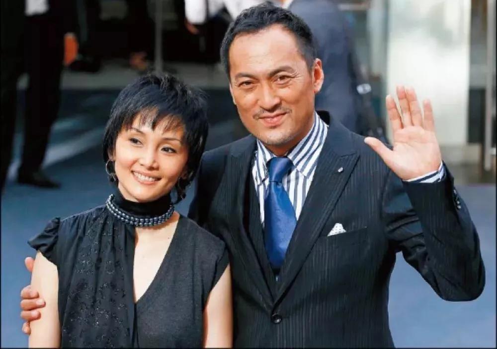 日本42岁混血女神：豪门收割机，曾卷入不雅光碟事件，奉子成婚