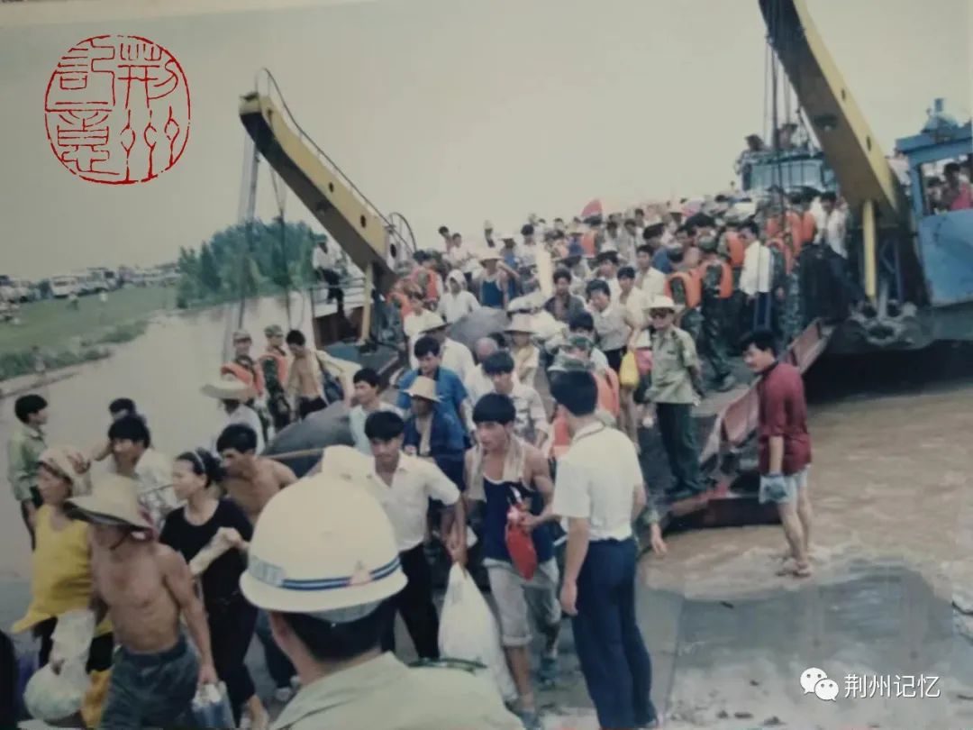 长江大桥建设故事,长江大桥故事