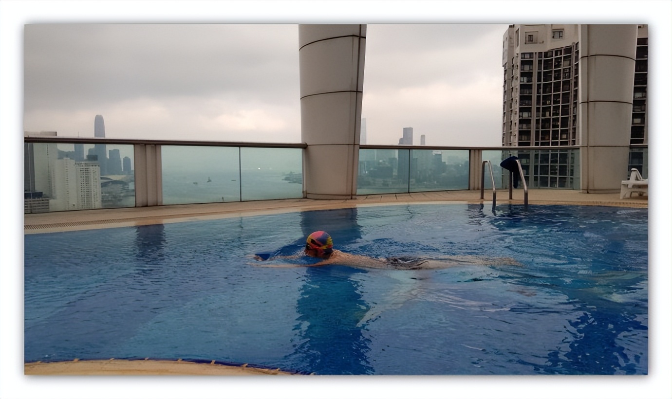 维景酒店游泳池,亚龙湾维景自助餐的游泳池