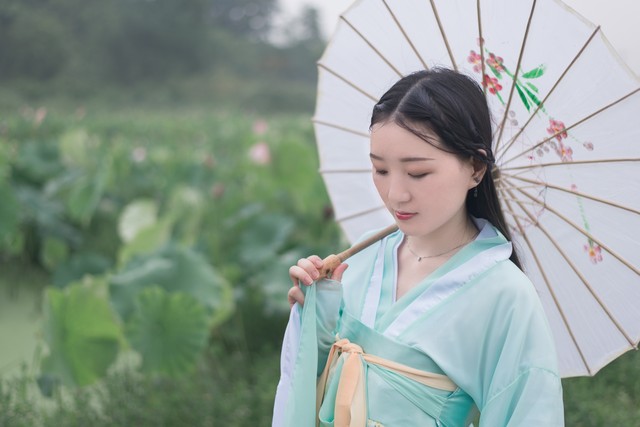 刘备哭江山完整视频,刘皇叔哭泣