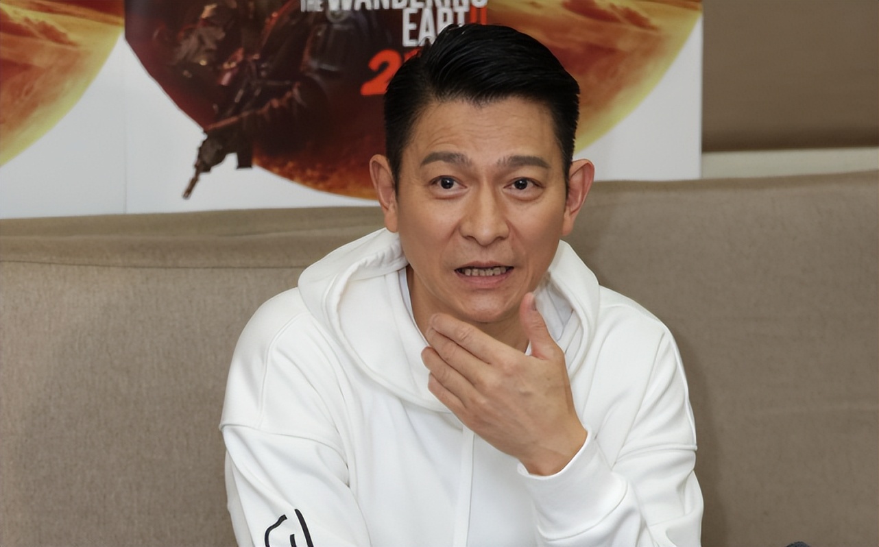 首映轻取1000万票房,首映票房破三亿电影