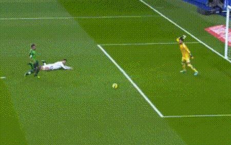 2019年国际足联颁奖典礼c罗,奥斯卡获奖被喷绿