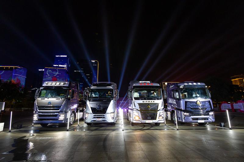 中国重汽实现单月出口1万辆重卡,中国重汽最新重卡销量