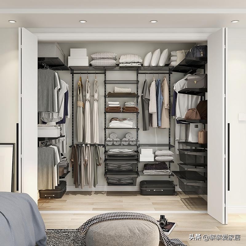 金属衣柜和定制衣柜哪个好,传统衣柜和金属衣柜