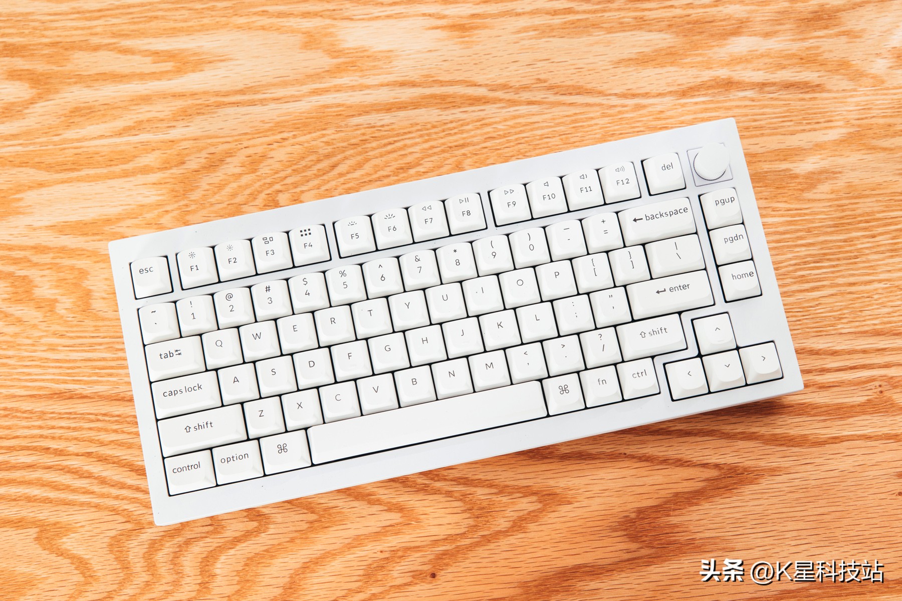 鍗庣x670e涓绘澘涓婁粈涔坈pu,鍗庣strixz690-e瑁呮満瑙嗛