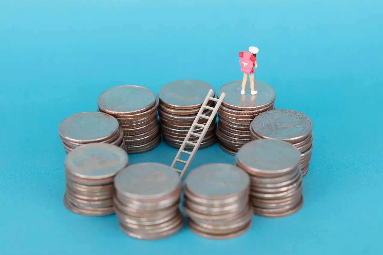 家委会收补课费650元,家委会委婉提醒部分家长缴材料费