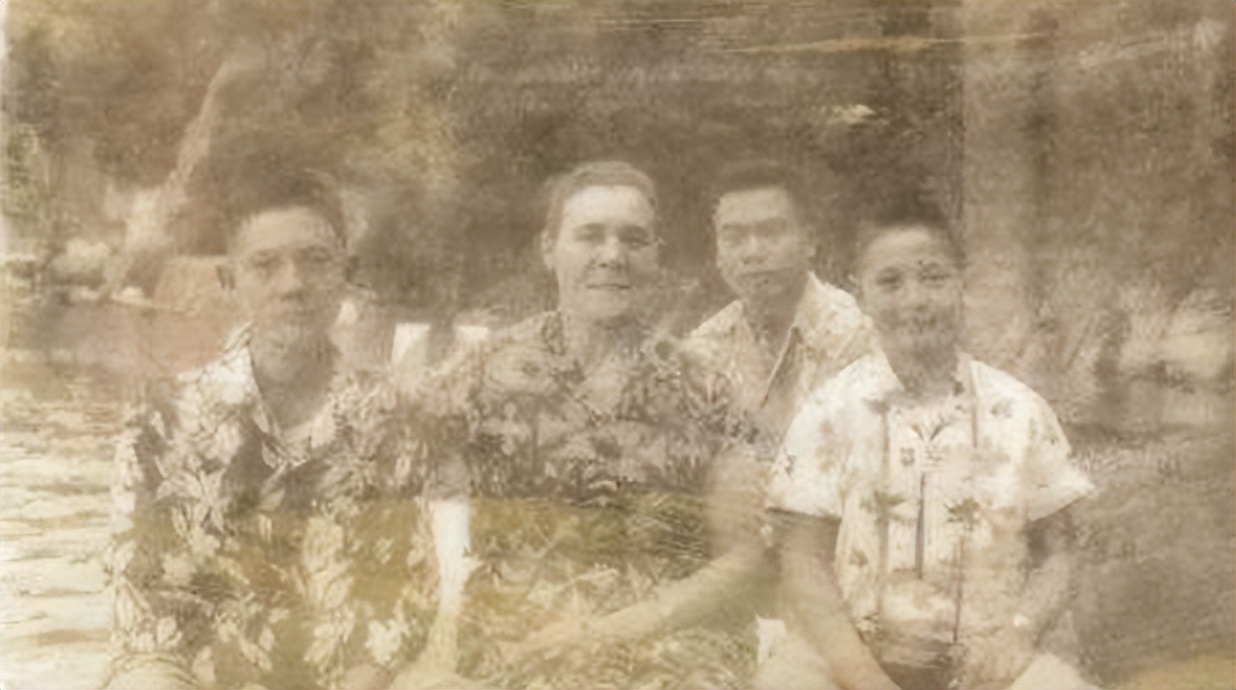 蒋经国的4个子女现状,蒋经国及后代近况