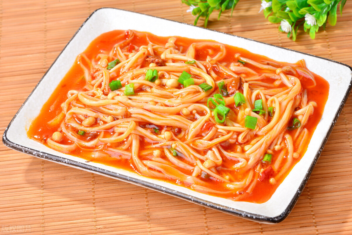 麻辣金针菇这样做才好吃,香辣金针菇这样吃才最香