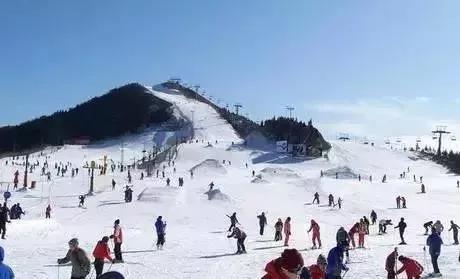 石家庄又能滑雪又能玩雪的地方,周末石家庄玩雪
