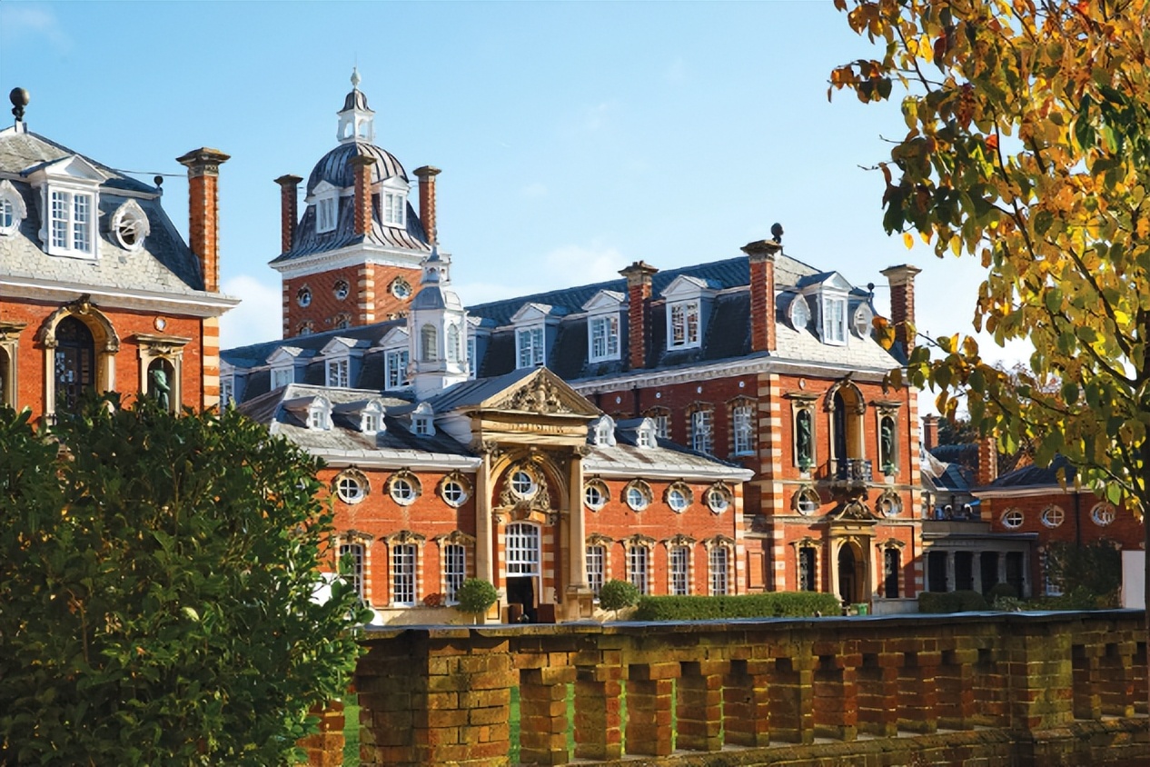 上海知名的国际教育机构,上海耀中国际学校学费多少