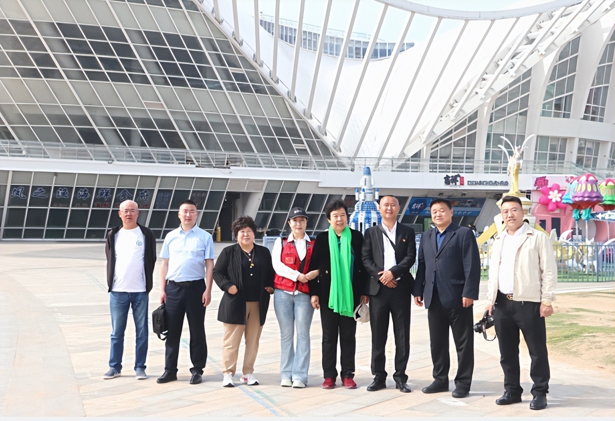 闈掑矝鍗撲俊鏃ヨ儨瀹炰笟鏈夐檺鍏徃,闈掑矝鍗撲俊鏃ヨ儨