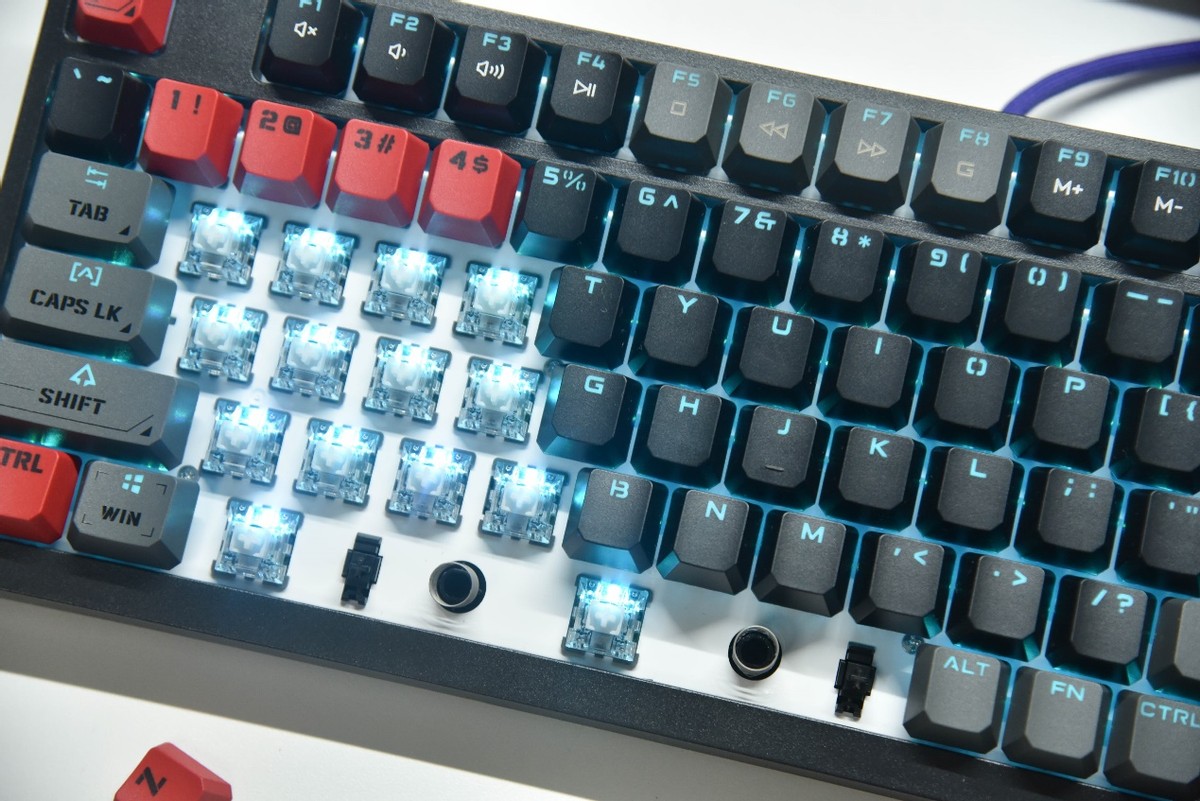 t87键盘血手幽灵评测,双飞燕血手幽灵机械键盘