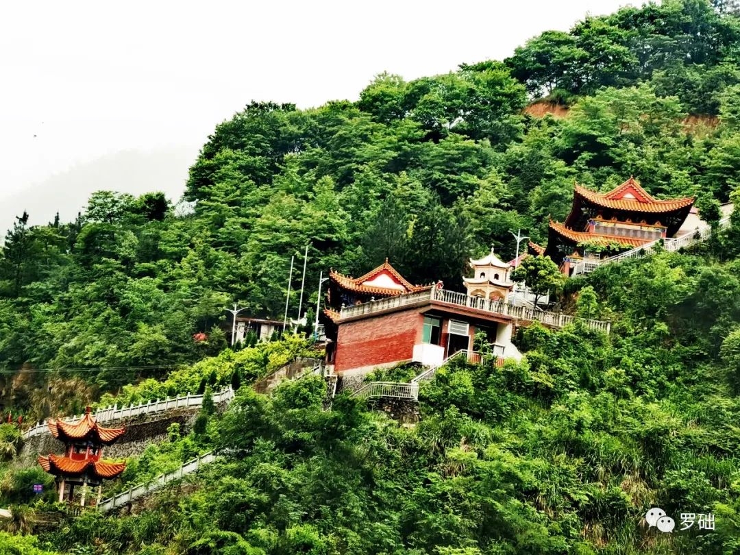 冒雨骑游资江小三峡·板竹山·望云寺观风景