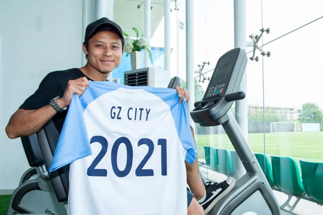 陈志钊过人,陈志钊足球