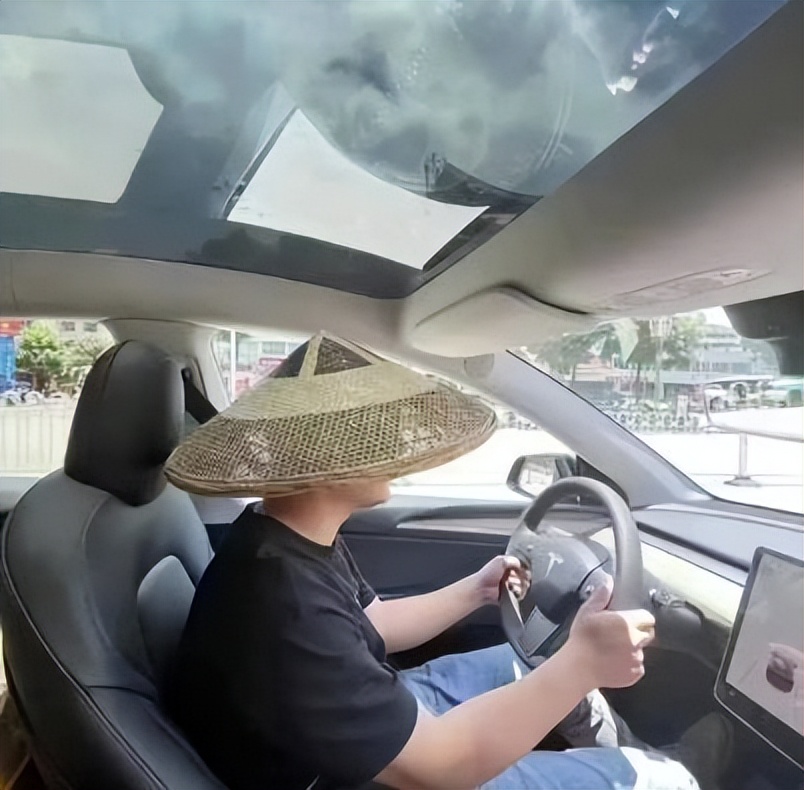 新能源汽车天窗玻璃,全景天窗膜和玻璃膜有什么区别