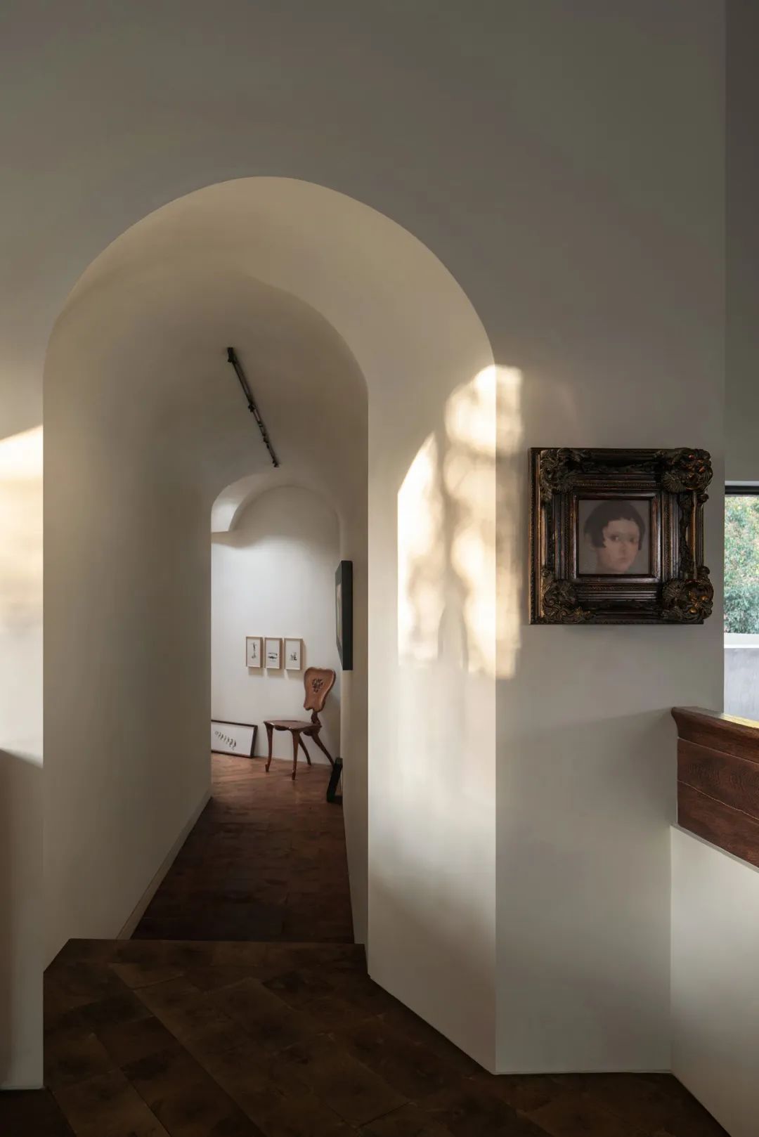 ACE DESIGN｜成都湖岸艺术别墅：逸享自在的湖岸艺术“家”