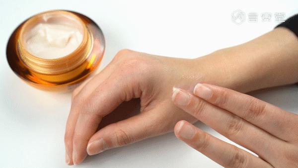 四款很火的平价大碗面霜测评 (大牌抗老面霜推荐排行榜第一名)