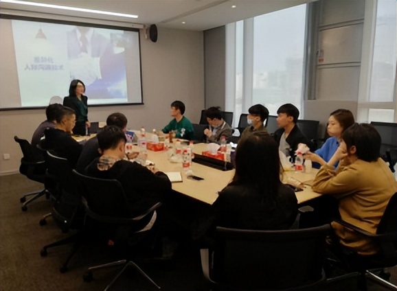 英语老师王冬焱,王冬焱老师