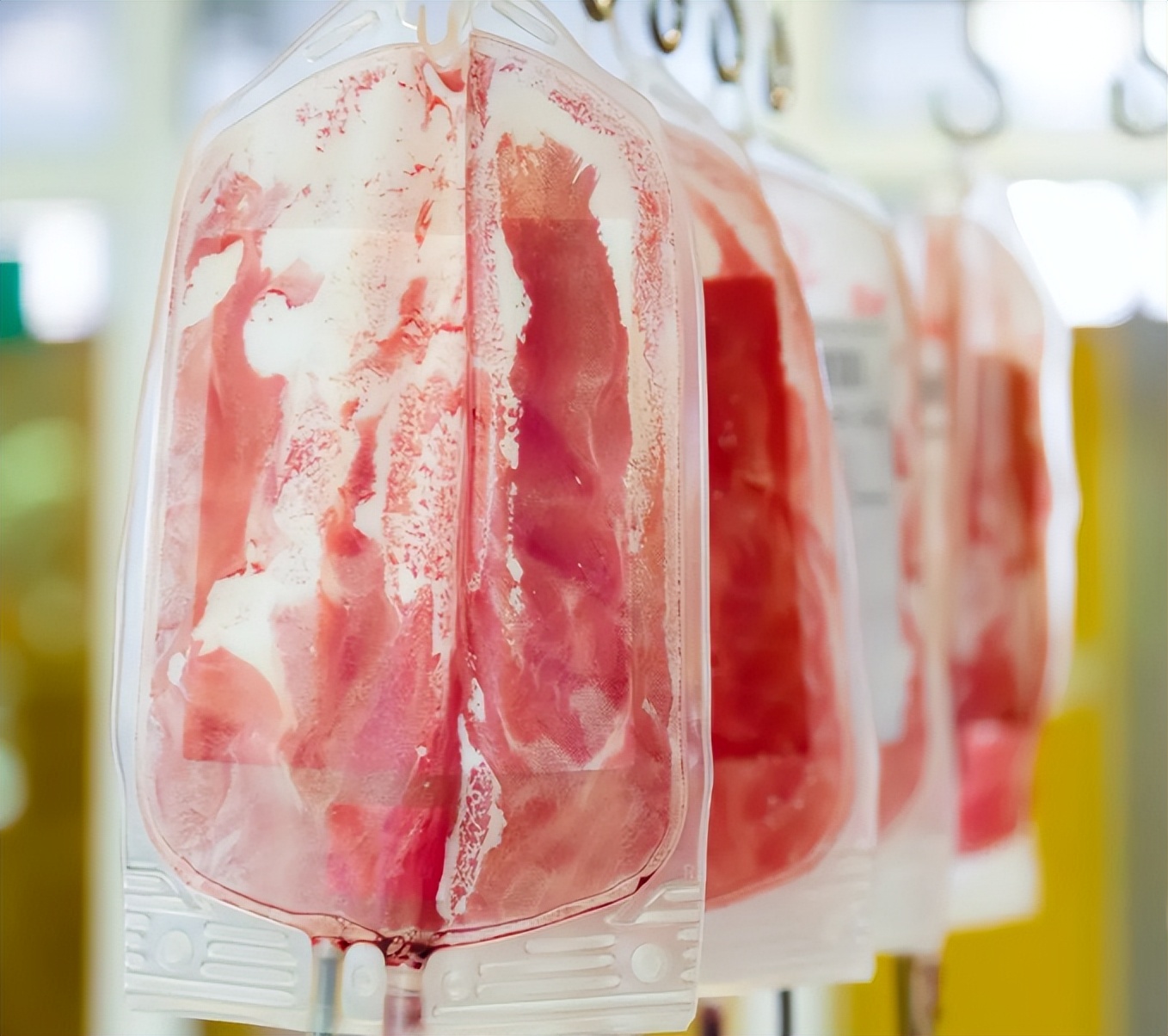 地下充斥着各种不法交易，其肮脏程度是你我根本无法想象的