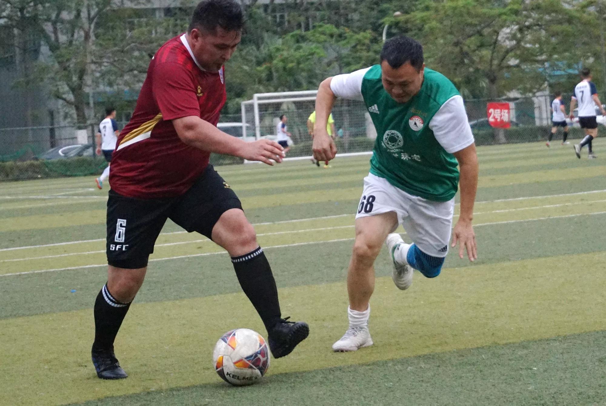 深圳业余足球比赛,深圳业余足球比赛每个球队的合影