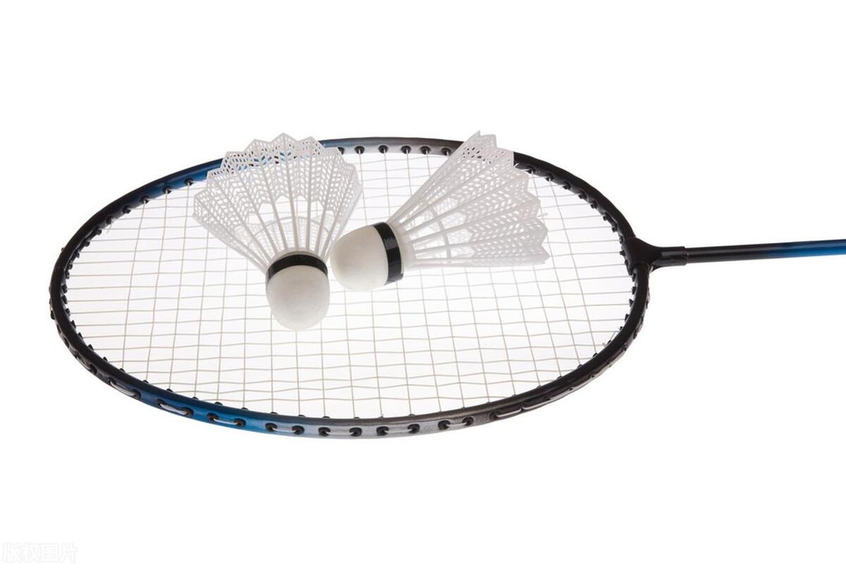 羽毛球的磅数是什么意思,羽毛球拍磅数怎么选择讲解