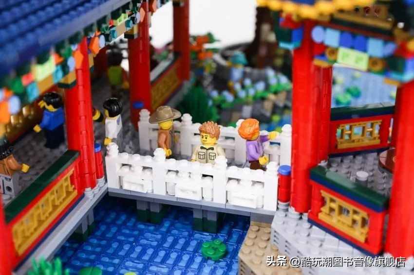 用乐高设计高楼大厦,用乐高积木拼建筑