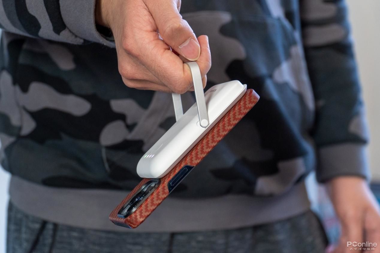 南卡磁吸充电宝和麦多多哪个好,网易无线充电宝vs麦多多